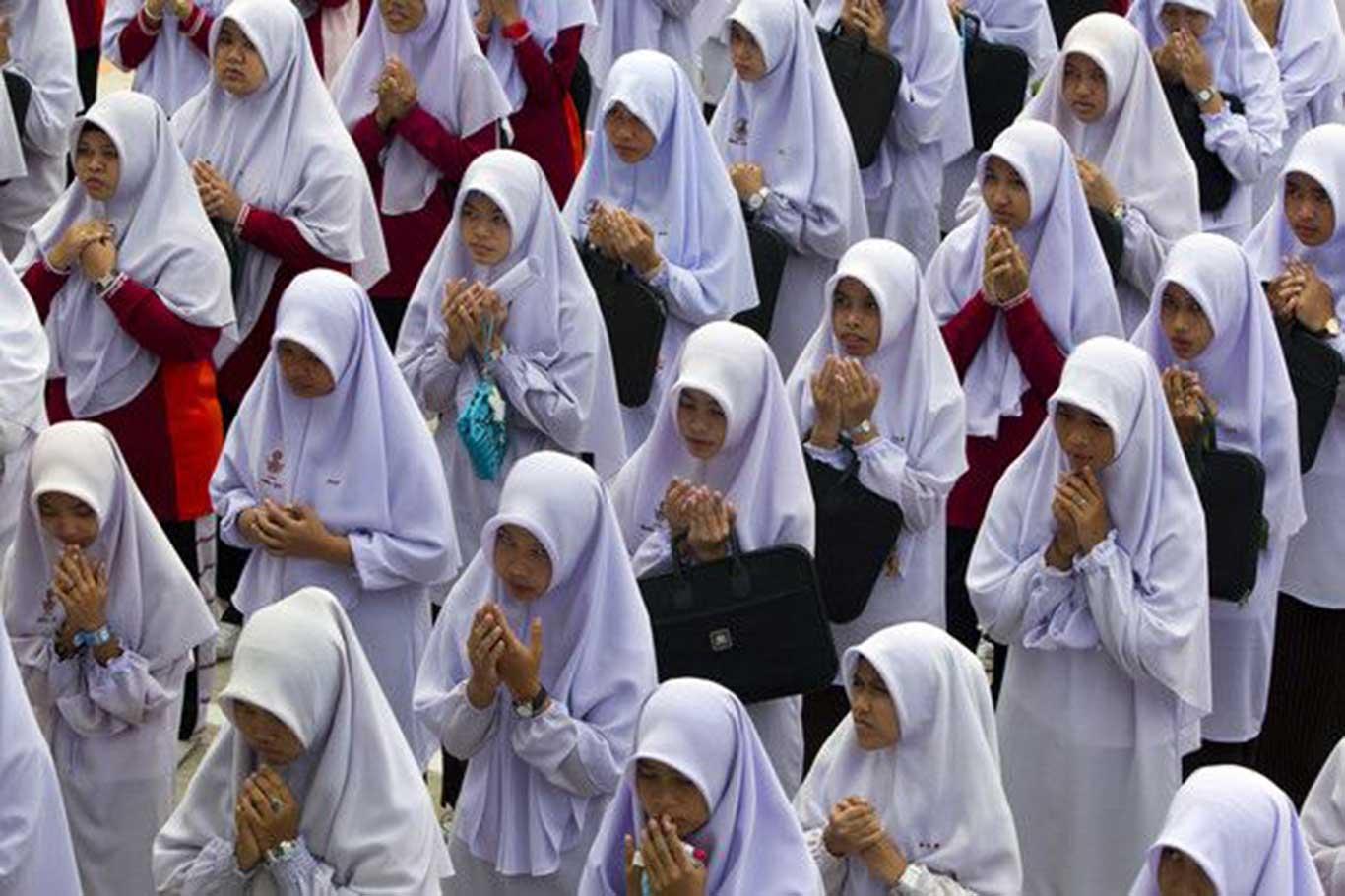 Tayland'da Müslüman öğrenciler fişleniyor Tayland'da Müslüman öğrenciler fişleniyor